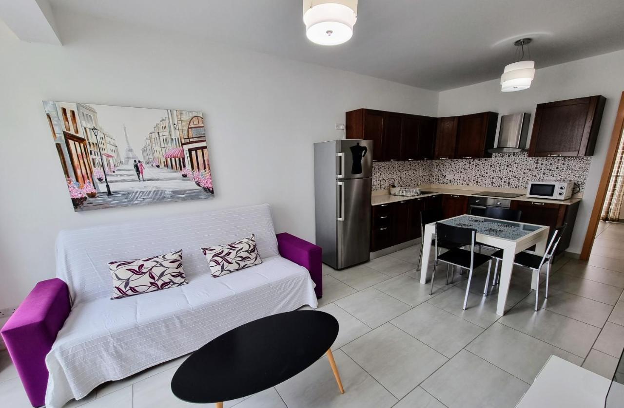 Metrostays Apartament St Julian Malta San Ġiljan Exterior foto