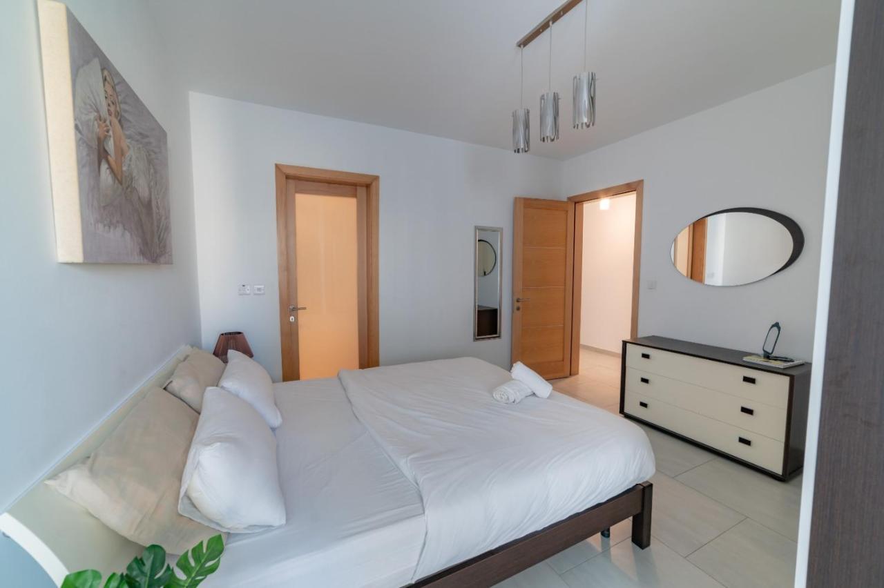 Metrostays Apartament St Julian Malta San Ġiljan Exterior foto